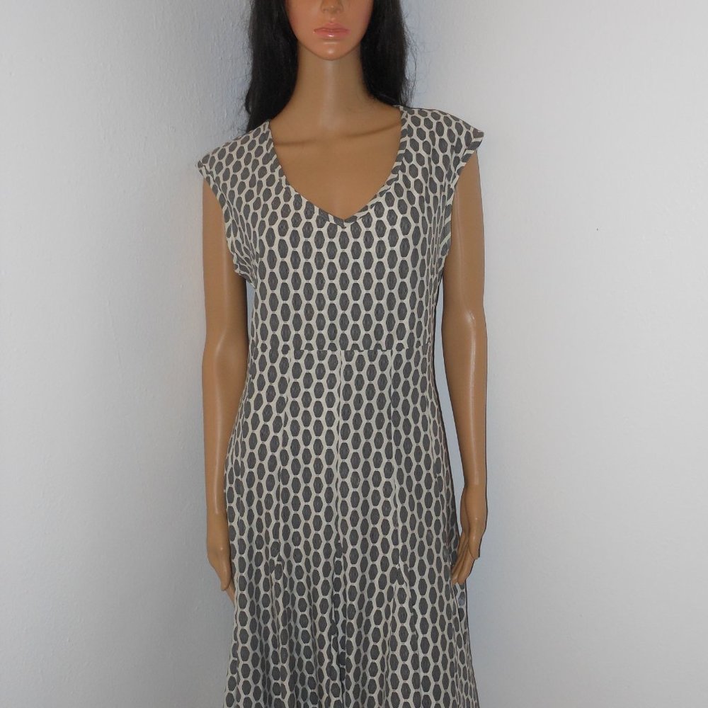 JUST TAYLOR MULTI-COLOR SLEEVELESS DRESS SIZE 10